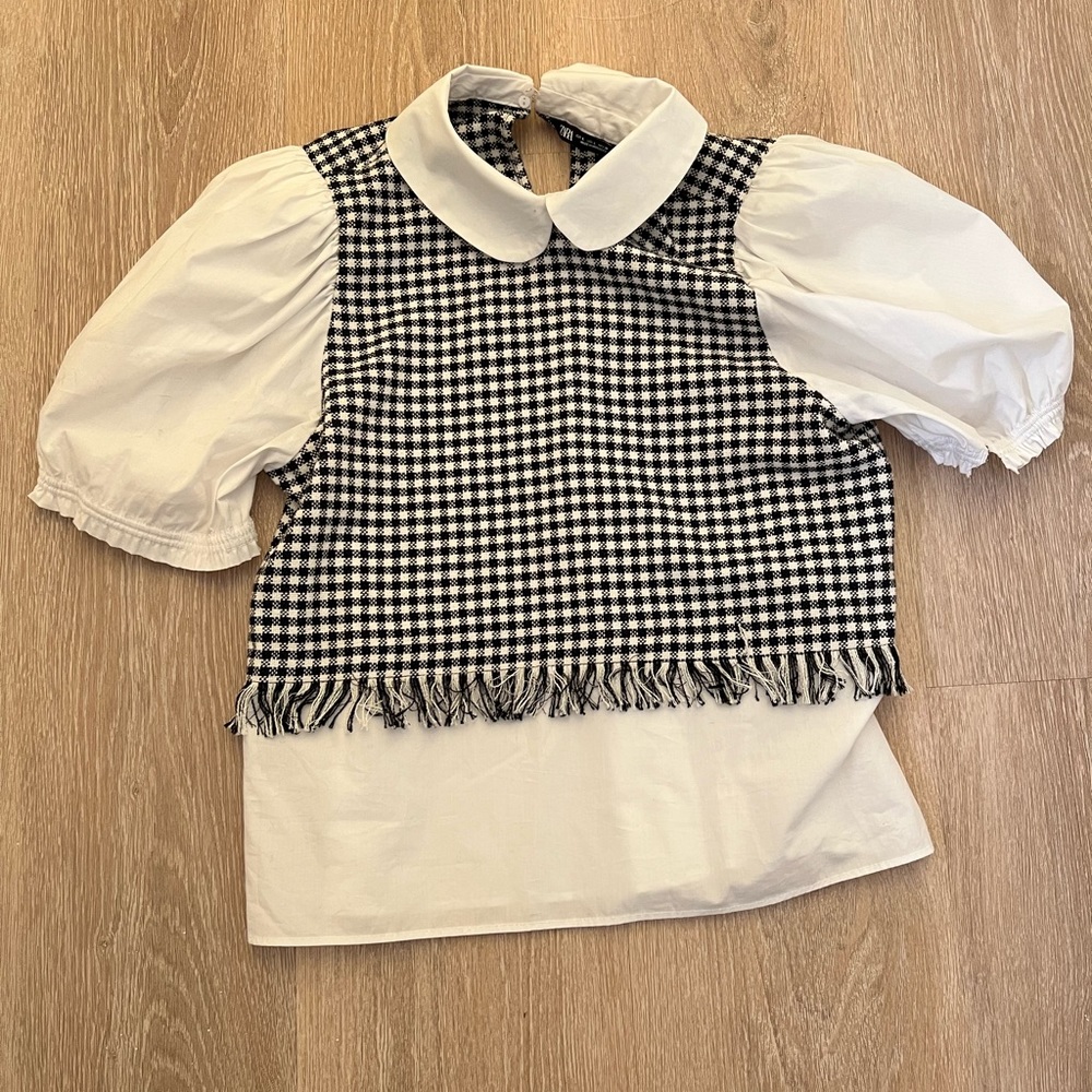 Zara black and white puff sleeve top